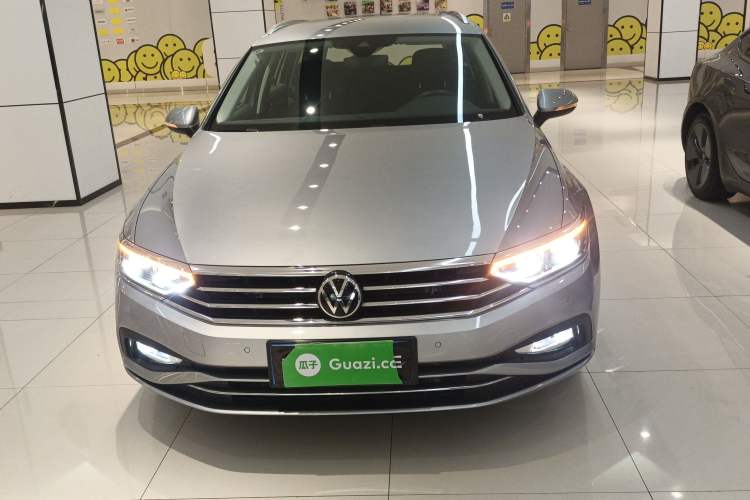 Used Volkswagen Variant 2021 2.0T Comfort Edition Front