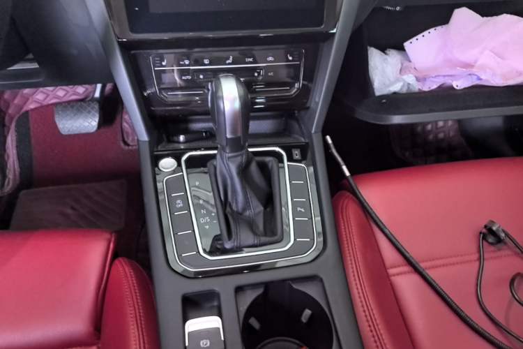 Used Volkswagen Variant 2021 2.0T Comfort Edition Gear Lever