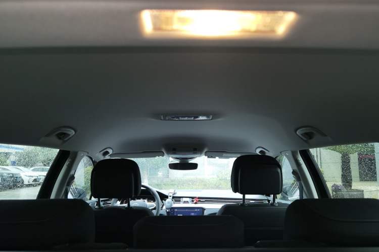 Used Volkswagen Variant 2021 2.0T Comfort Edition Headliner