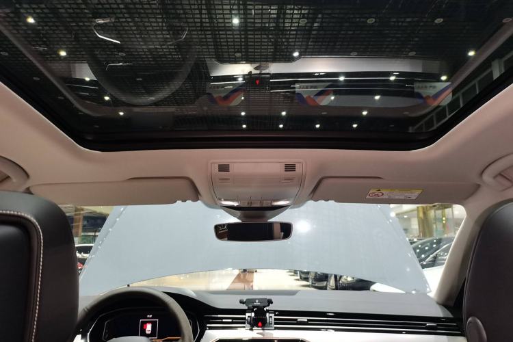 Used Volkswagen Variant 2021 2.0T Comfort Edition Headliner
