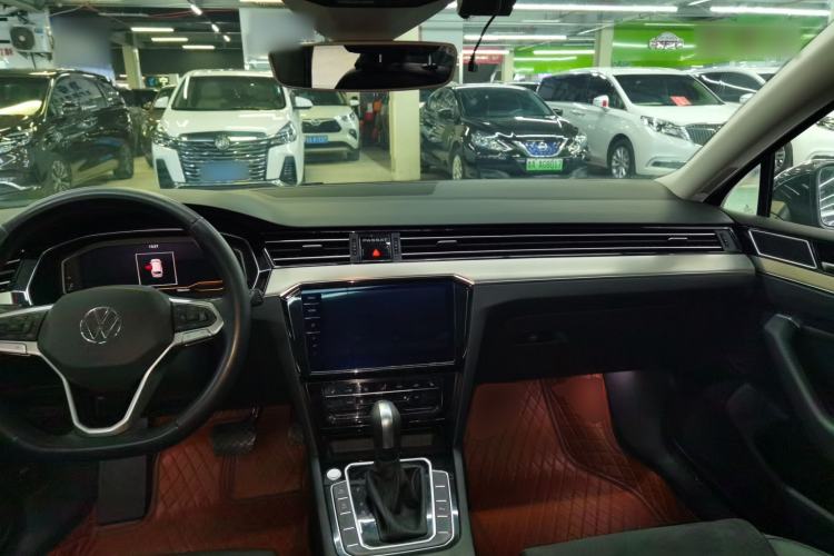 Used Volkswagen Variant 2021 2.0T Comfort Edition Interior 2