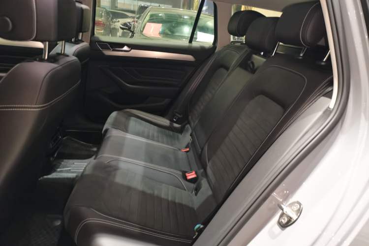 Used Volkswagen Variant 2021 2.0T Comfort Edition Interior 3