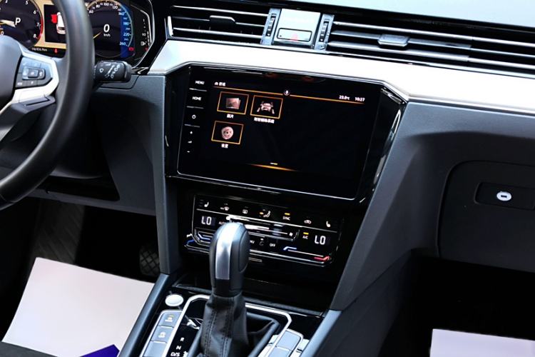 Used Volkswagen Variant 2021 2.0T Comfort Edition Interior 4