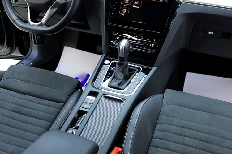 Used Volkswagen Variant 2021 2.0T Comfort Edition Interior 7