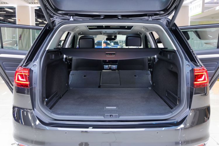 Used Volkswagen Variant 2021 2.0T Comfort Edition Interior 9