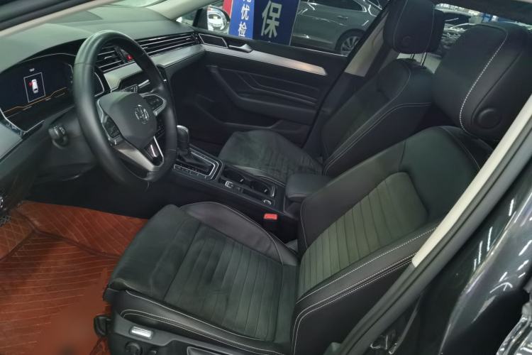 Used Volkswagen Variant 2021 2.0T Comfort Edition Left Front Seat