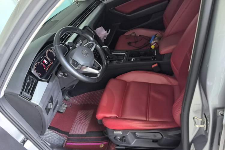 Used Volkswagen Variant 2021 2.0T Comfort Edition Left Front Seat