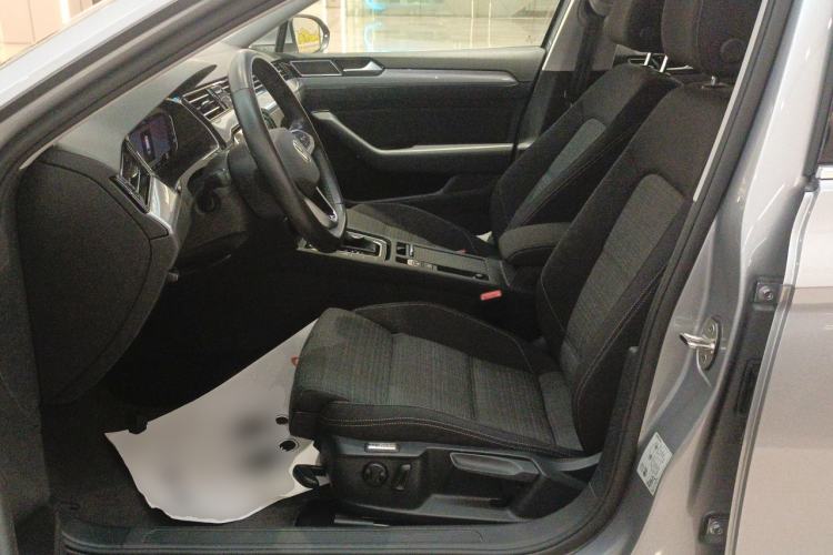 Used Volkswagen Variant 2021 2.0T Comfort Edition Left Front Seat