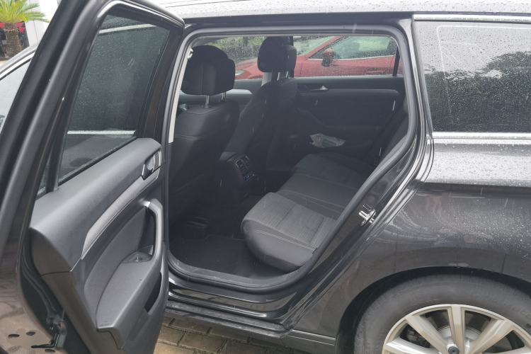 Used Volkswagen Variant 2021 2.0T Comfort Edition Left Rear Seat