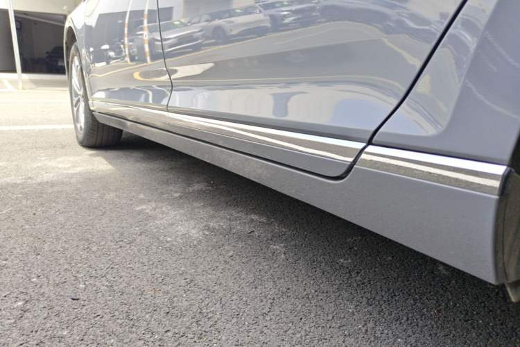 Used Volkswagen Variant 2021 2.0T Comfort Edition Left Side Sill