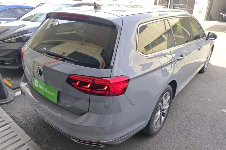 Used Volkswagen Variant 2021 2.0T Comfort Edition Rear Right 45 Deg