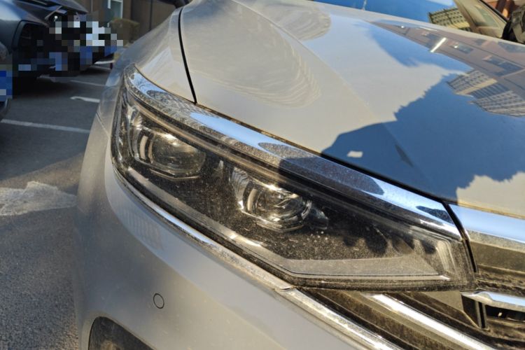 Used Volkswagen Variant 2021 2.0T Comfort Edition Right Front Headlight