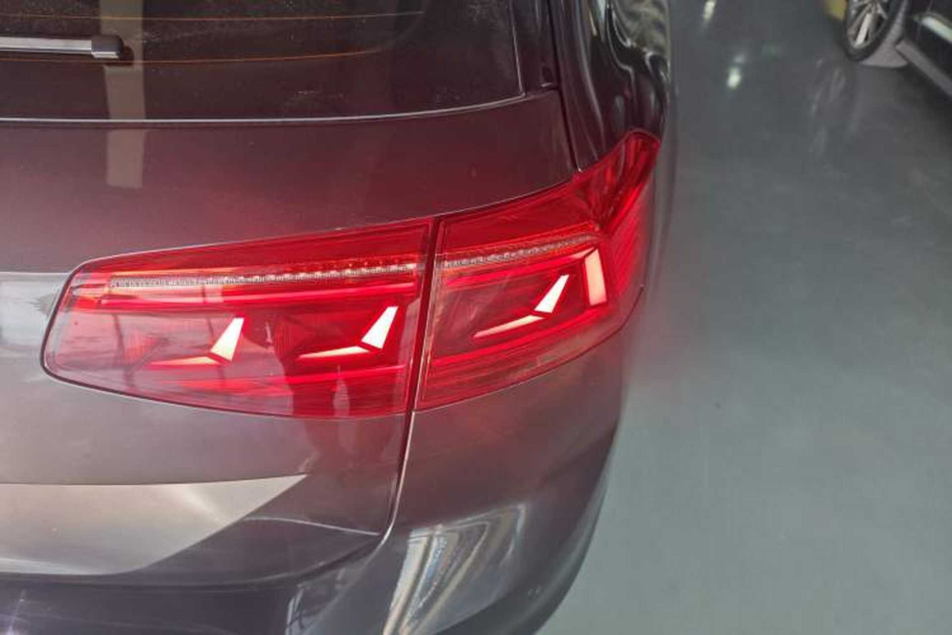 Used Volkswagen Variant 2021 2.0T Comfort Edition Right Rear Taillight