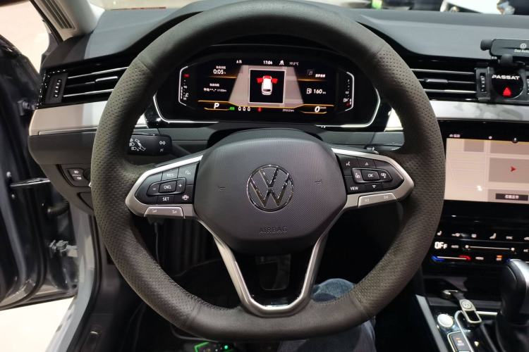 Used Volkswagen Variant 2021 2.0T Comfort Edition Steering Wheel
