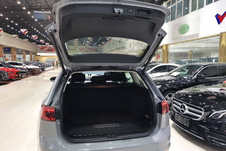 Used Volkswagen Variant 2021 2.0T Comfort Edition Trunk