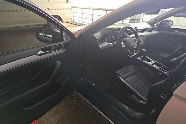 Used Volkswagen Variant 2021 2.0T Comfort Edition Driver Seat