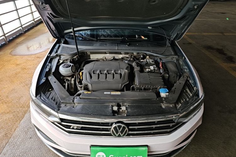 Used Volkswagen Variant 2021 2.0T Comfort Edition Engine Bay