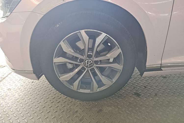 Used Volkswagen Variant 2021 2.0T Comfort Edition Exterior 4