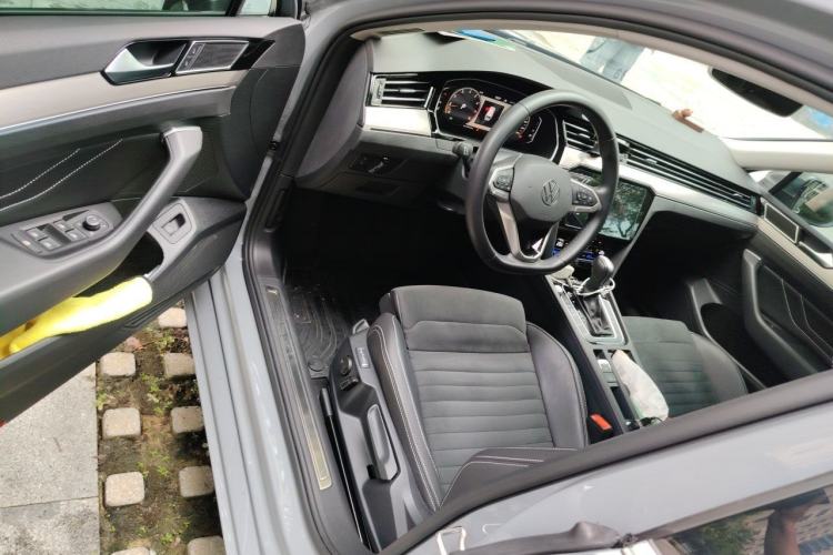 Used Volkswagen Variant 2021 2.0T Comfort Edition Driver Seat