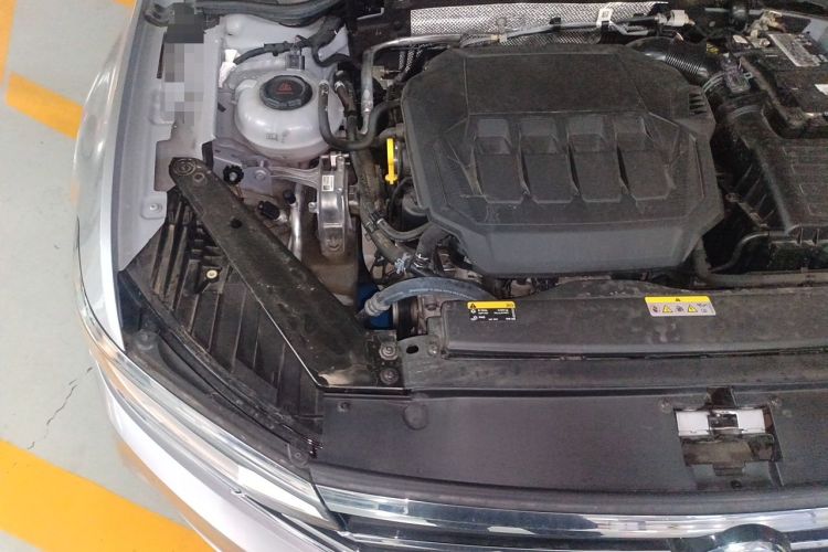 Used Volkswagen Variant 2021 2.0T Comfort Edition Engine Bay Right