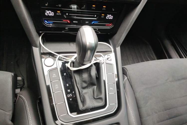 Used Volkswagen Variant 2021 2.0T Comfort Edition Gear Lever