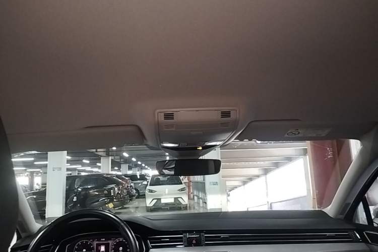 Used Volkswagen Variant 2021 2.0T Comfort Edition Headliner
