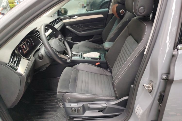 Used Volkswagen Variant 2021 2.0T Comfort Edition Left Front Seat