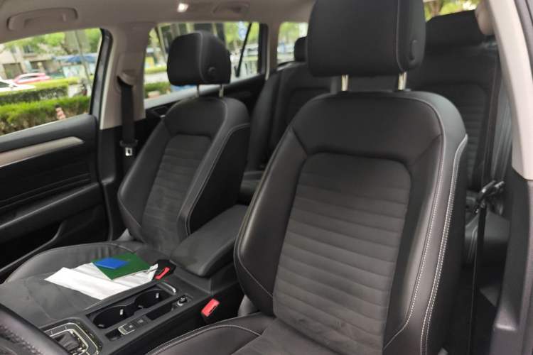 Used Volkswagen Variant 2021 2.0T Comfort Edition Left Front Seat