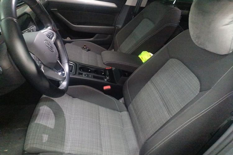 Used Volkswagen Variant 2021 2.0T Comfort Edition Left Front Seat