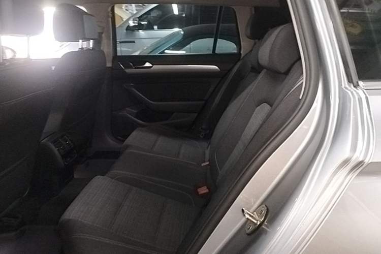Used Volkswagen Variant 2021 2.0T Comfort Edition Left Rear Seat