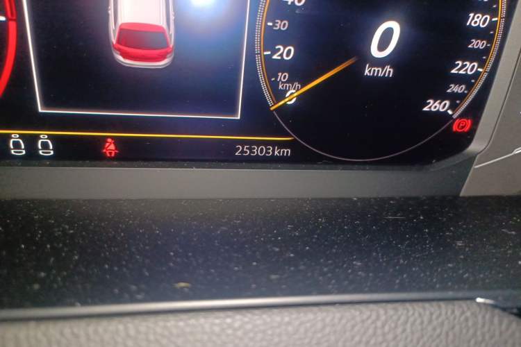 Used Volkswagen Variant 2021 2.0T Comfort Edition Odometer Close Up