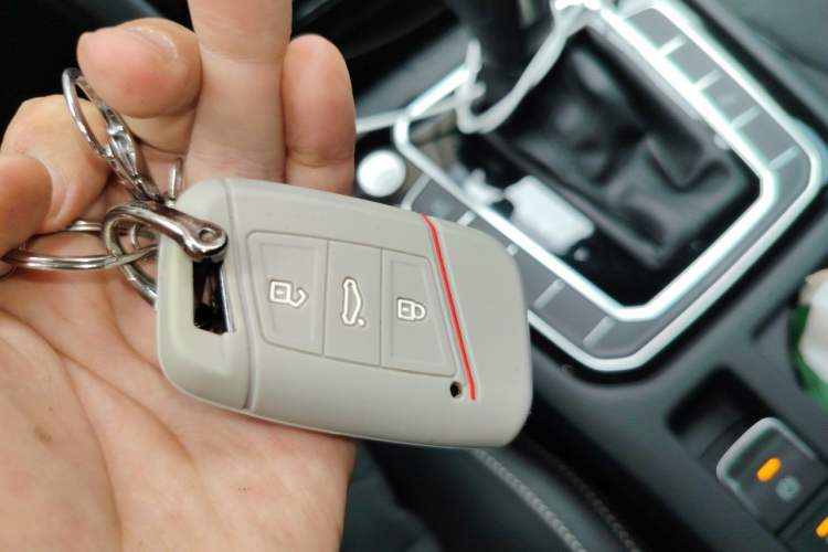 Used Volkswagen Variant 2021 2.0T Comfort Edition Vehicle Key