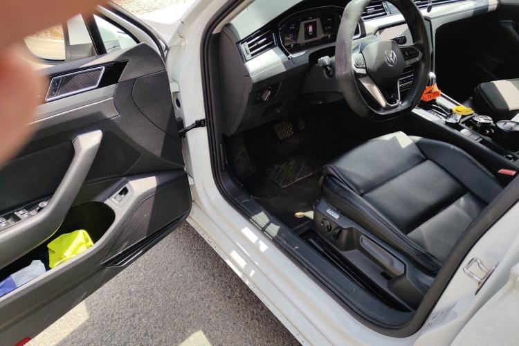 Used Volkswagen Variant 2021 2.0T Comfort Edition Driver Seat