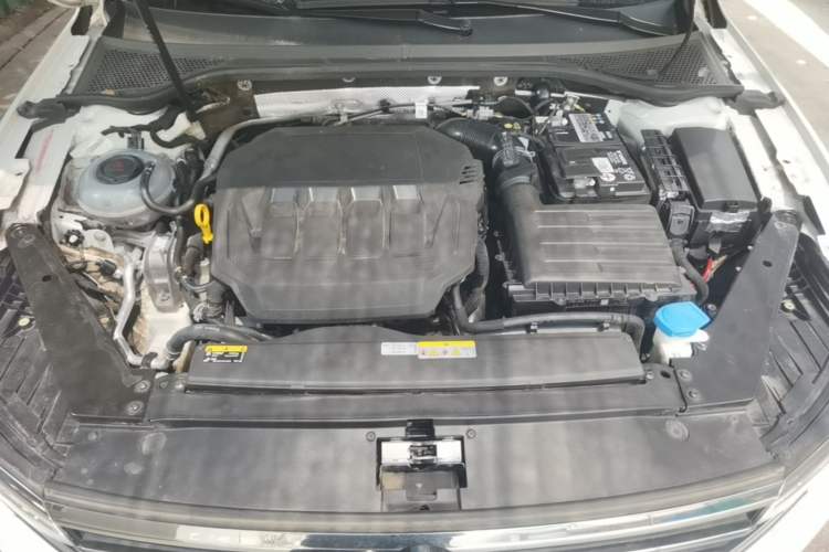 Used Volkswagen Variant 2021 2.0T Comfort Edition Engine Bay