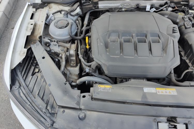 Used Volkswagen Variant 2021 2.0T Comfort Edition Engine Bay Right