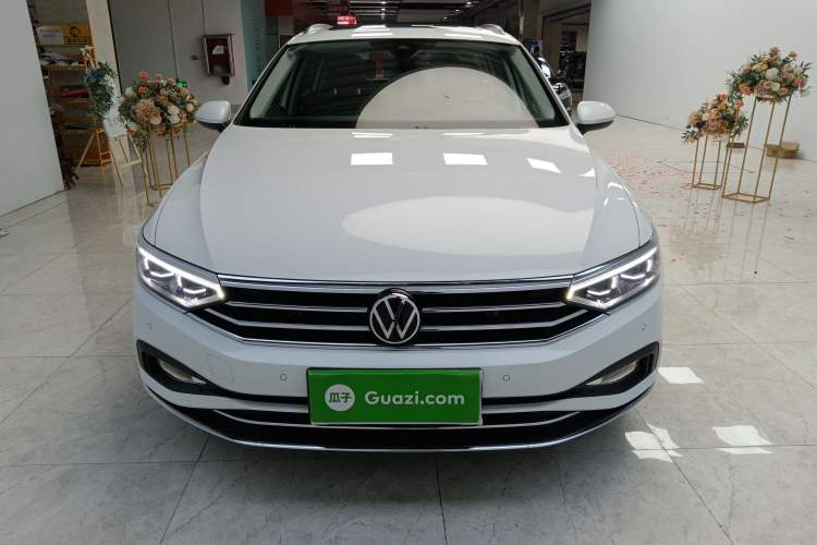 Used Volkswagen Variant 2021 2.0T Comfort Edition Front