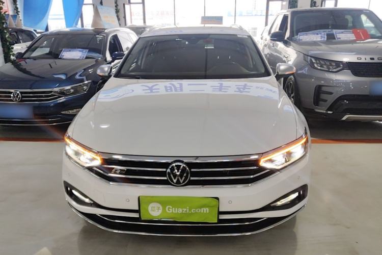 Used Volkswagen Variant 2021 2.0T Comfort Edition Front