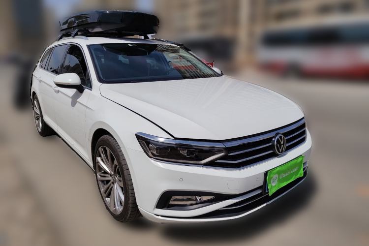 Used Volkswagen Variant 2021 2.0T Comfort Edition Front Right 45 Deg