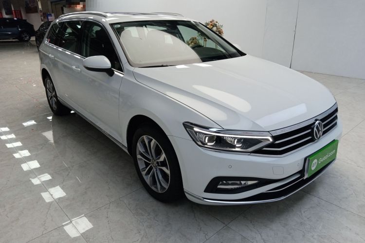 Used Volkswagen Variant 2021 2.0T Comfort Edition Front Right 45 Deg