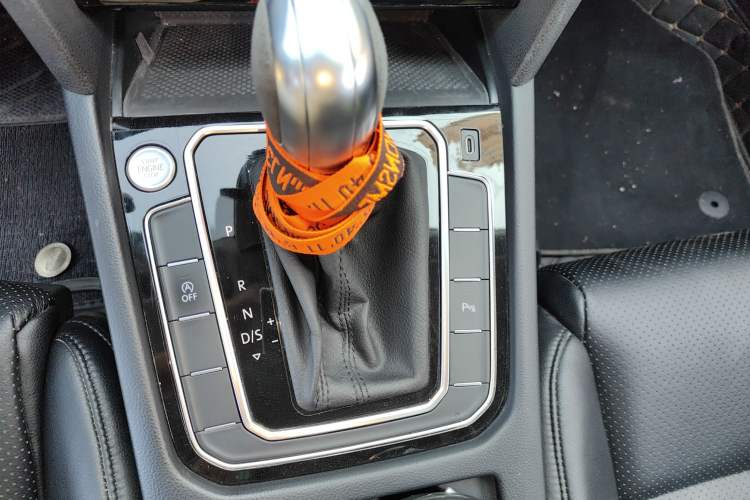Used Volkswagen Variant 2021 2.0T Comfort Edition Gear Lever