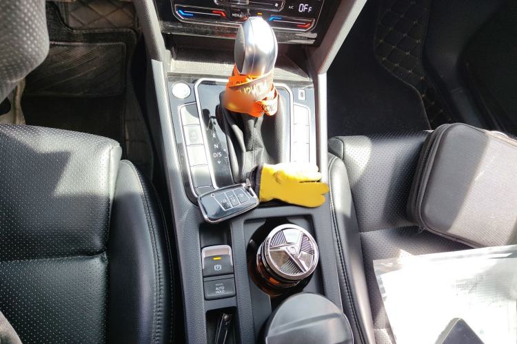 Used Volkswagen Variant 2021 2.0T Comfort Edition Gear Lever