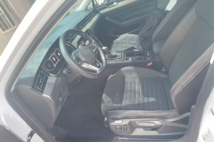Used Volkswagen Variant 2021 2.0T Comfort Edition Left Front Seat