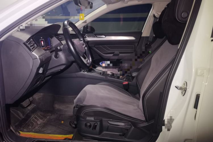 Used Volkswagen Variant 2021 2.0T Comfort Edition Left Front Seat