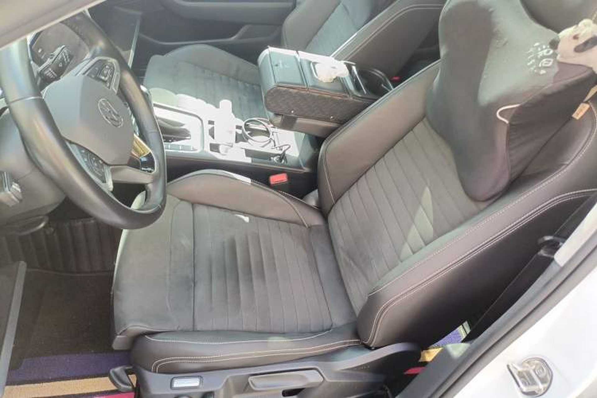 Used Volkswagen Variant 2021 2.0T Comfort Edition Left Front Seat