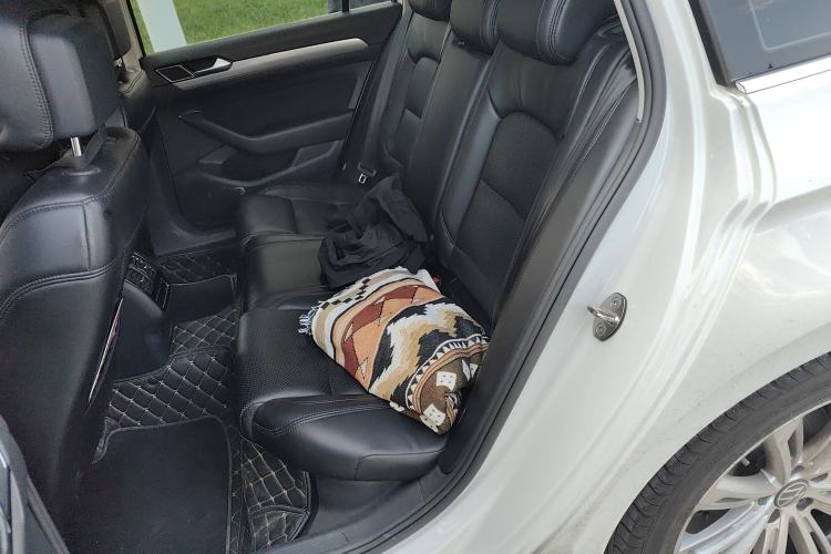 Used Volkswagen Variant 2021 2.0T Comfort Edition Left Rear Seat