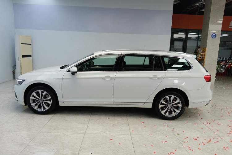 Used Volkswagen Variant 2021 2.0T Comfort Edition Left Side