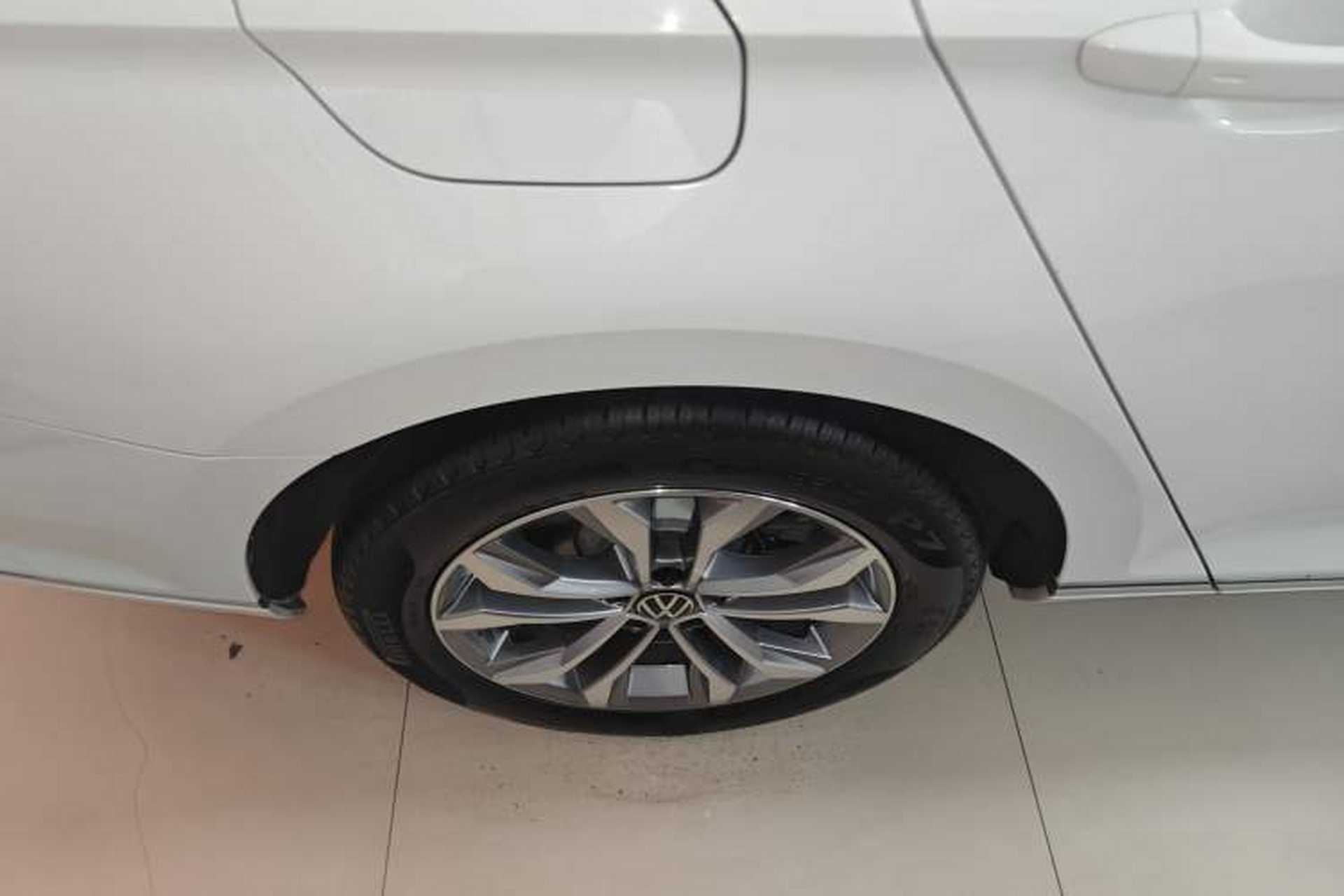 Used Volkswagen Variant 2021 2.0T Comfort Edition Right Rear Wheel Hub