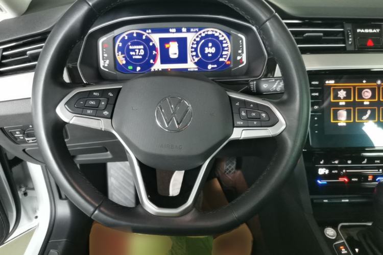 Used Volkswagen Variant 2021 2.0T Comfort Edition Steering Wheel