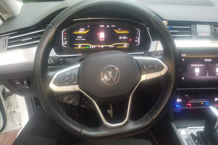 Used Volkswagen Variant 2021 2.0T Comfort Edition Steering Wheel