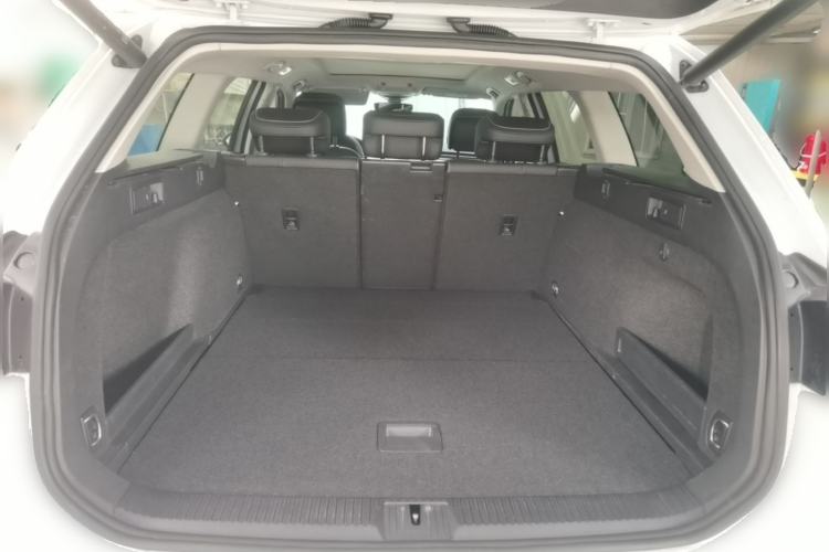 Used Volkswagen Variant 2021 2.0T Comfort Edition Trunk